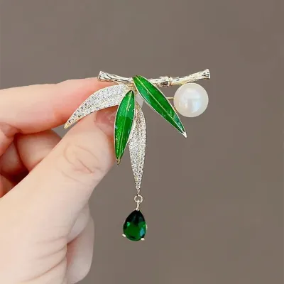 Bamboo Leaf Pearl Brooch/Pin